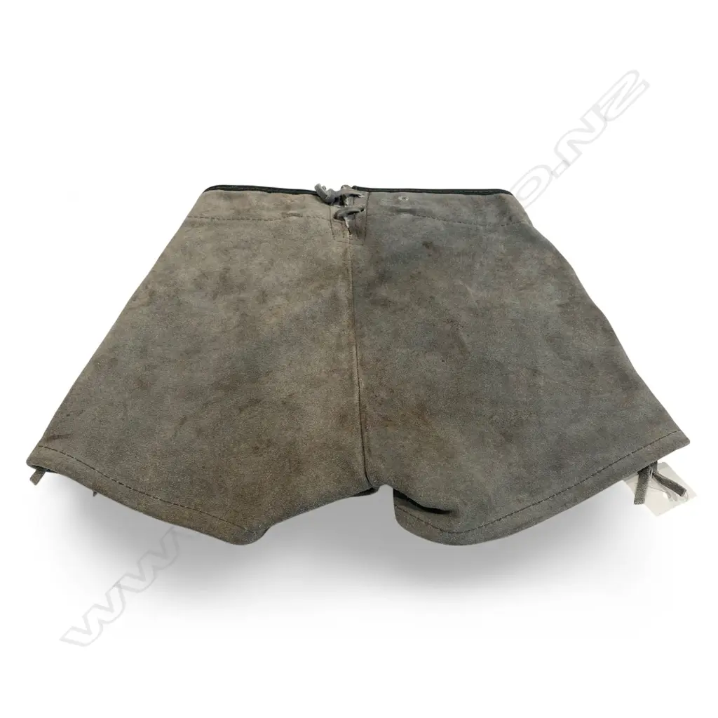 German? c.1955 boy's leather lederhosen, Image 1++